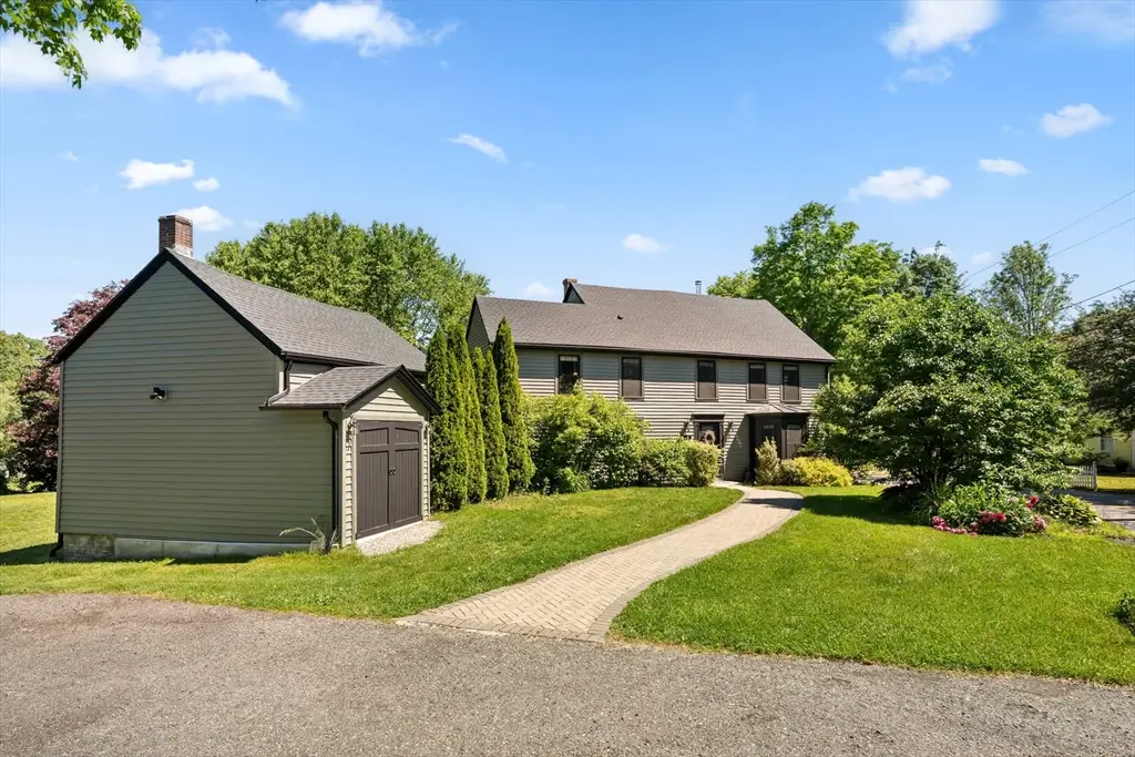 11 Old Cmn, Millbury, MA 01527 - #1