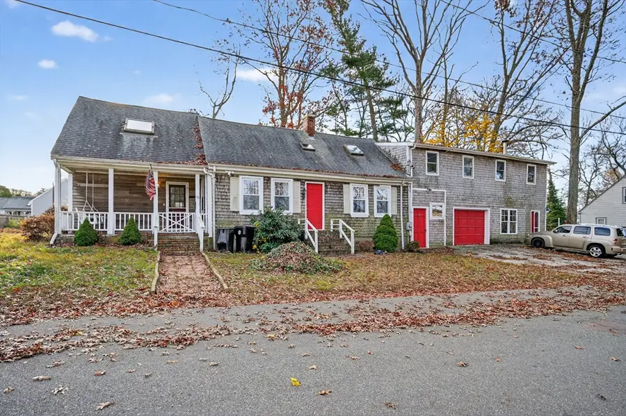 40 Golf Street, Dartmouth, MA 02747 - #3