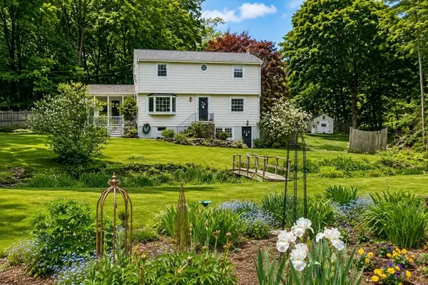 5 Pandora Drive, Groveland, MA 01834