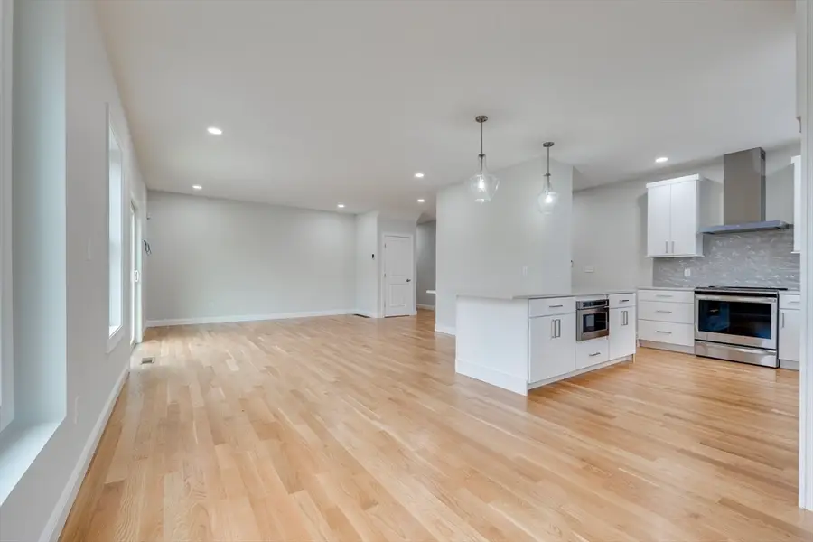 31 Strongwater Drive, Salem, MA 01970 - #3
