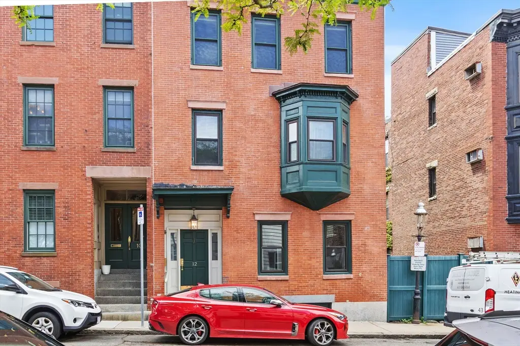 12 Washington St #3, Boston, MA 02129 - #1