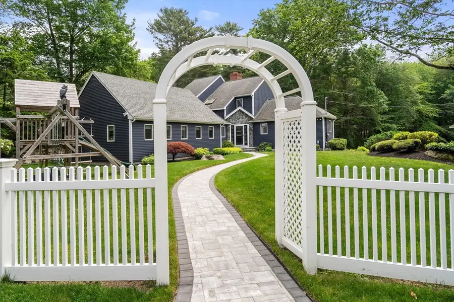 21 Forest Lane, Manchester, MA 01944 - #2