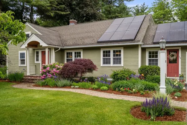 15 Juniper Rd, Andover, MA 01810