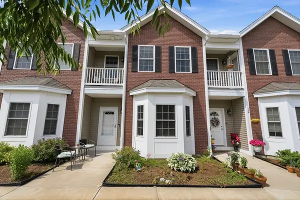 22 Hamel Way #22, Haverhill, MA 01835