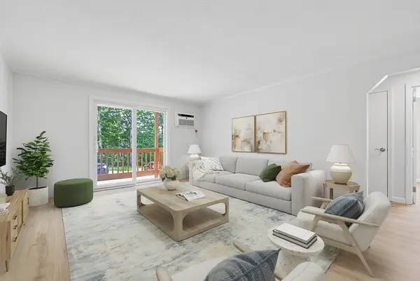 4 Hazelwood Ave #11, Dracut, MA 01826