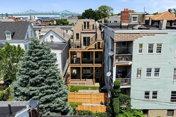 17 Princeton St #1, Boston, MA 02128