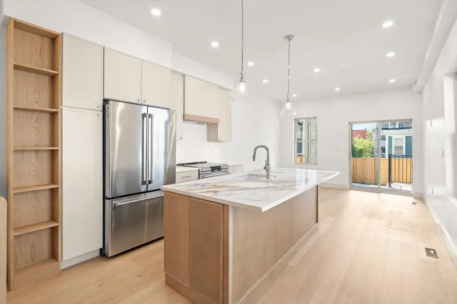 17 Princeton St #1, Boston, MA 02128 - #3