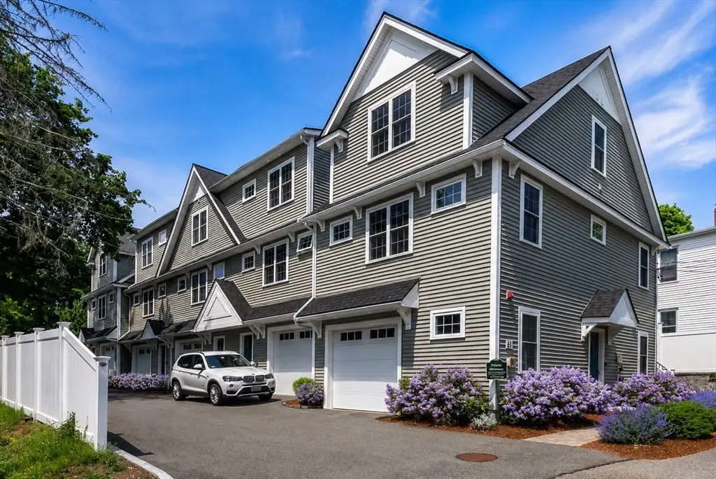 61 Valley St #1, Wakefield, MA 01880 - #1