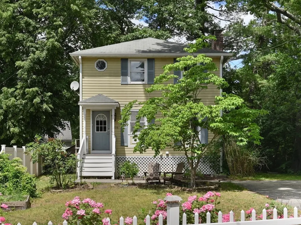 105 Grove Ave, Wilmington, MA 01887 - #1