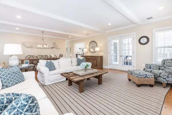 3 Dolphin Ct, Nantucket, MA 02554