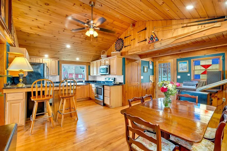 1 Bisson Ln, Merrimac, MA 01860 - #3