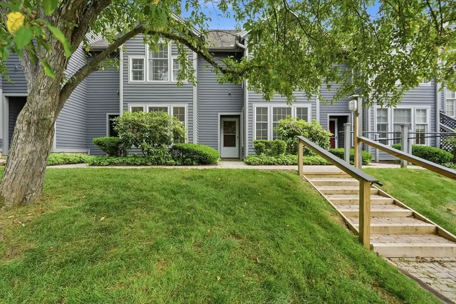 70 Amity Place #70, Amherst, MA 01002 - #3