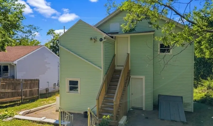 409 Crescent St, Fall River, MA 02720 - #2
