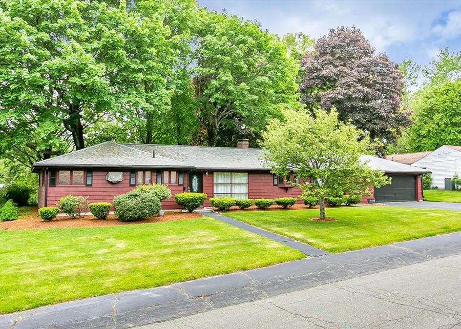 23 Russell Circle, Natick, MA 01760 - #2