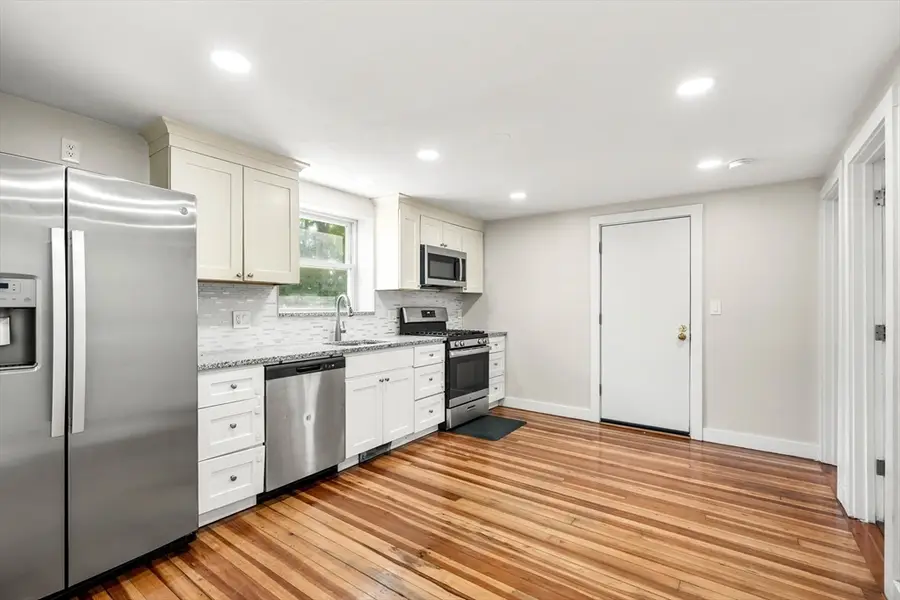 30 Primrose St, Haverhill, MA 01830 - #2