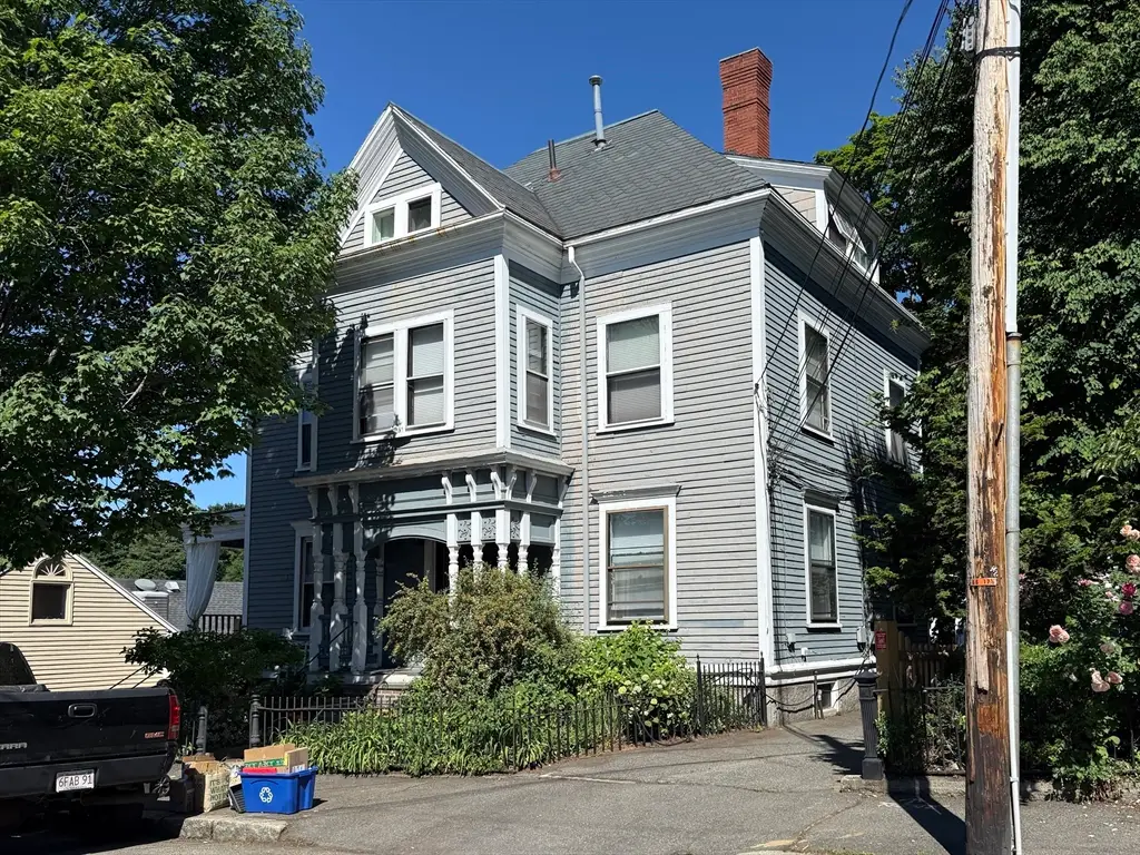 83 Pleasant St #3, Marblehead, MA 01945 - #1