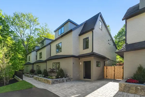 956 Walnut Street #2, Newton, MA 02461
