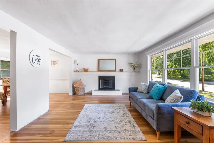 29 Devon Rd, Norwood, MA 02062 - #2