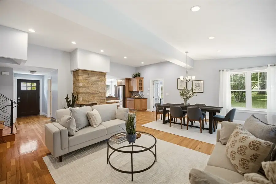 31 Harrow Rd, Norwood, MA 02062 - #2