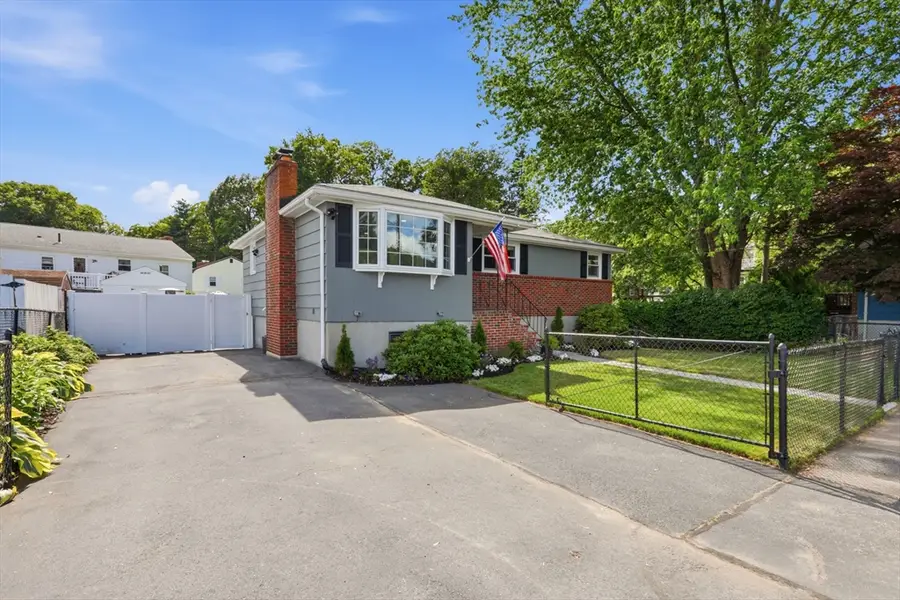 36 Basse Circle, Lynn, MA 01905 - #3
