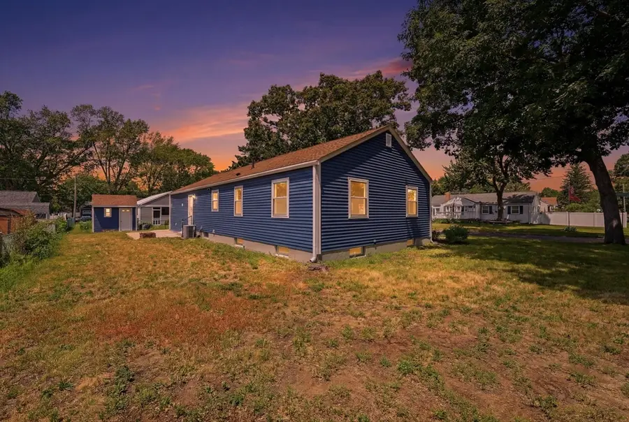 85 Barbara St, Chicopee, MA 01020 - #3
