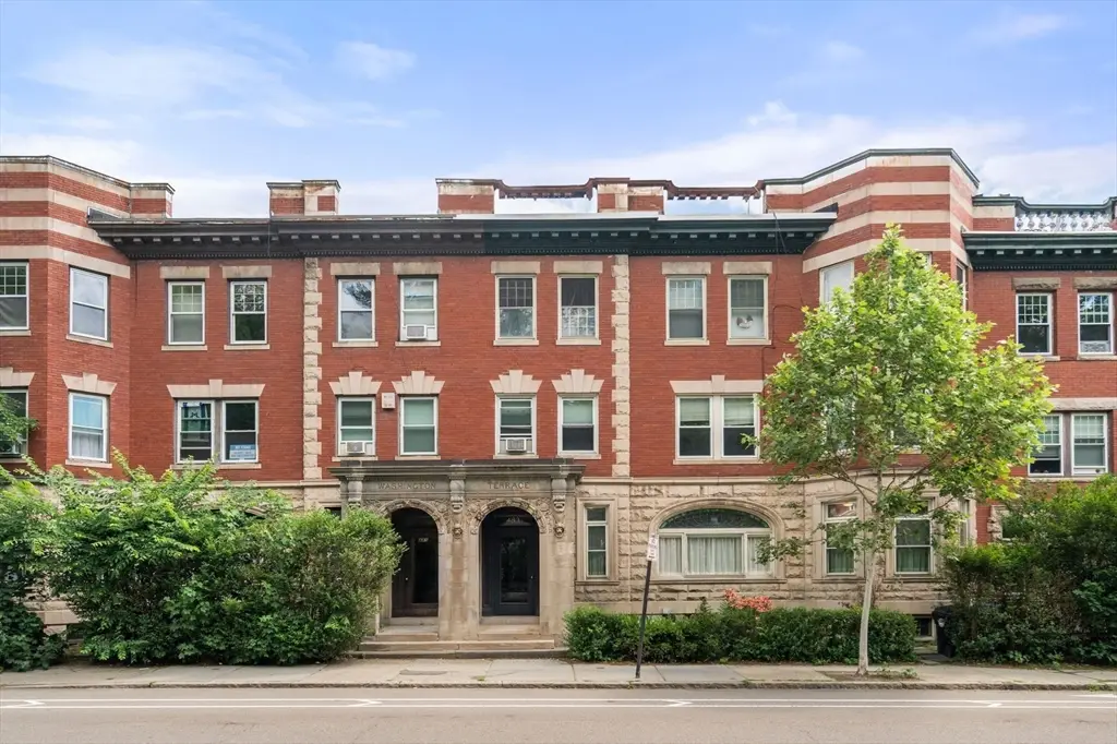 483 Washington St #1, Brookline, MA 02446 - #1