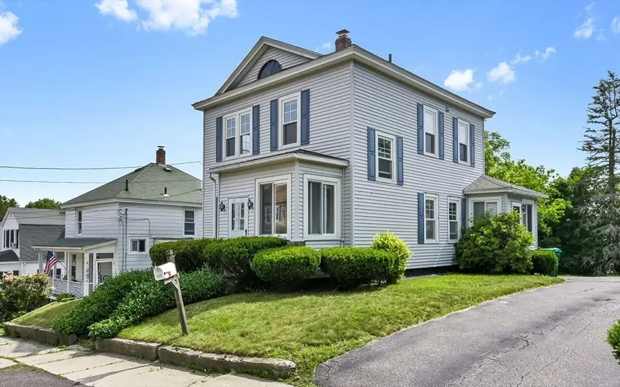 105 Beech St, Clinton, MA 01510 - #2