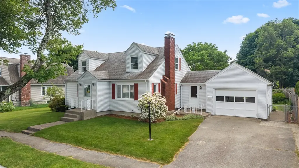 43 Rowena St, Worcester, MA 01606 - #1