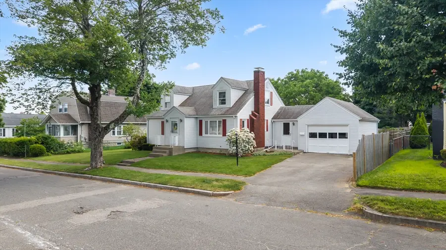 43 Rowena St, Worcester, MA 01606 - #2