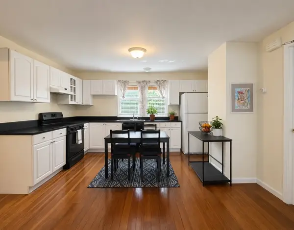 43 Market St #B, Cambridge, MA 01239