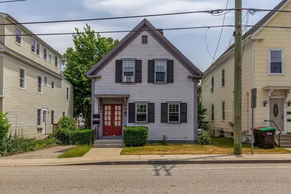 10 Samoset St, Plymouth, MA 02360