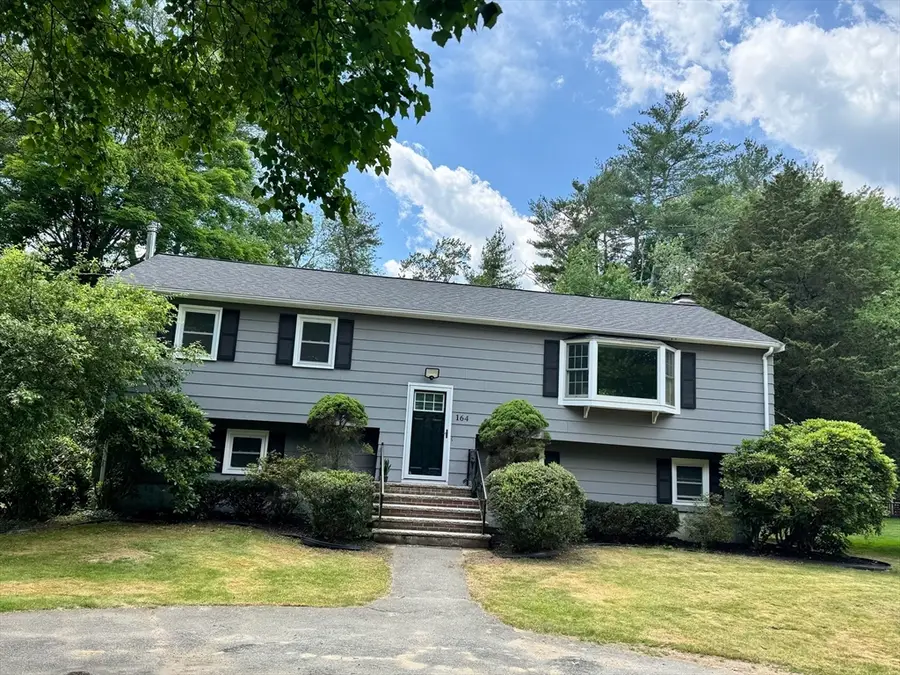 164 Hall St, Raynham, MA 02767 - #2