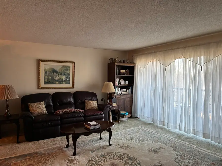 One Summit Dr. #57, Reading, MA 01867 - #3