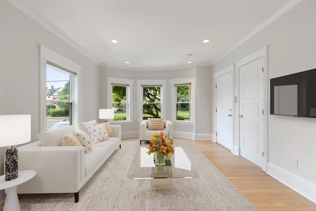 149 College Ave #1, Somerville, MA 02144 - #1