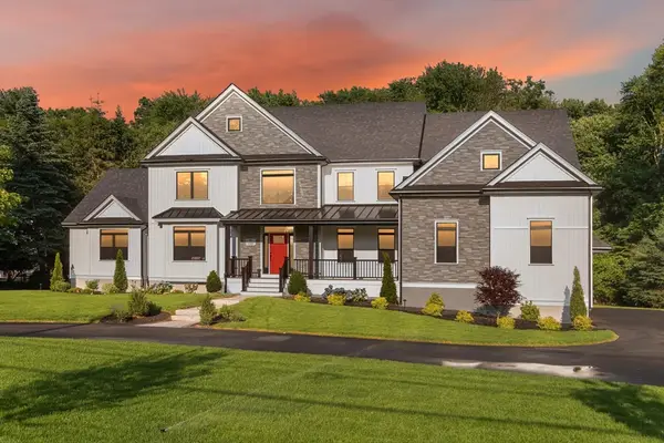 61 Lexington Street, Burlington, MA 01803