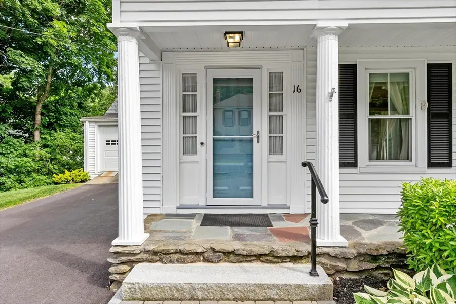 16 Chapel St, Ashburnham, MA 01430 - #3