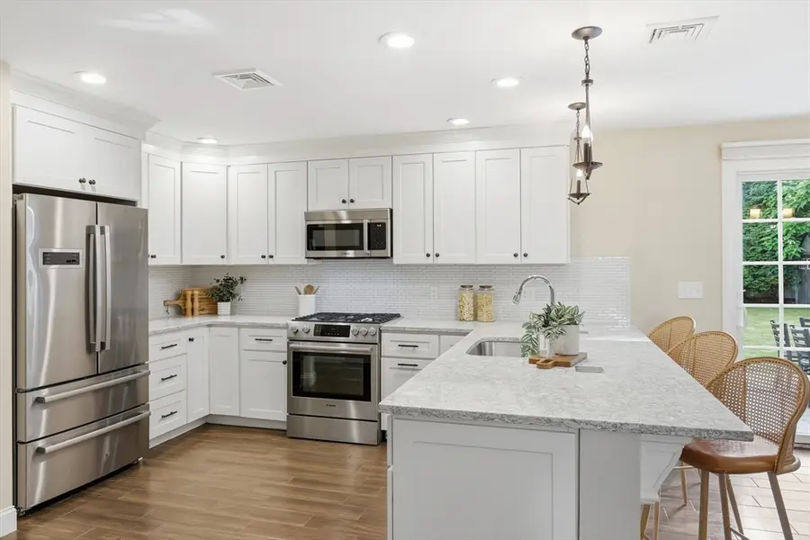 8 Cheevers Path #8, Bedford, MA 01730 - #2