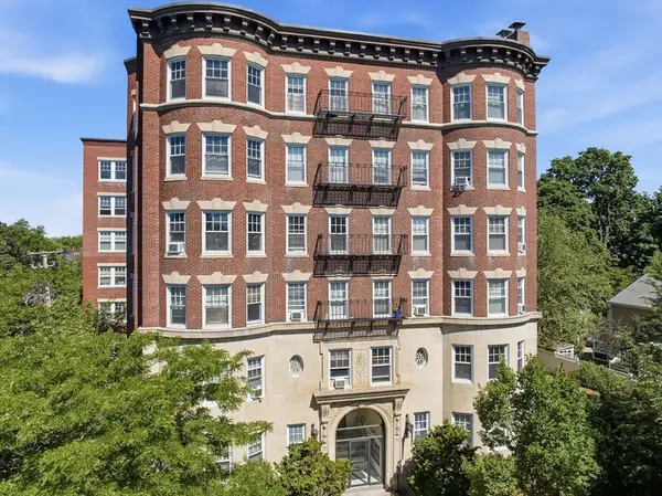55 Magazine Street #21, Cambridge, MA 02139