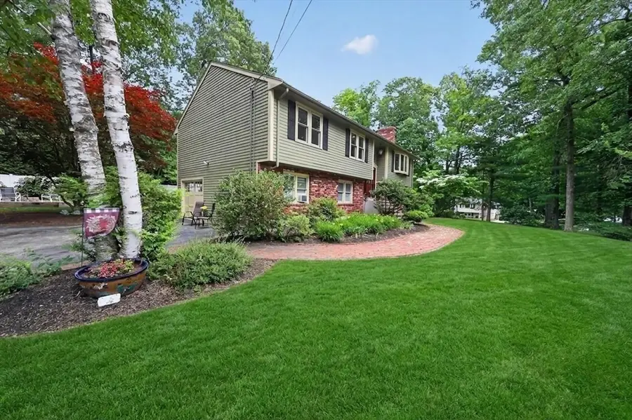 42 Willow Road, Hanover, MA 02339 - #2
