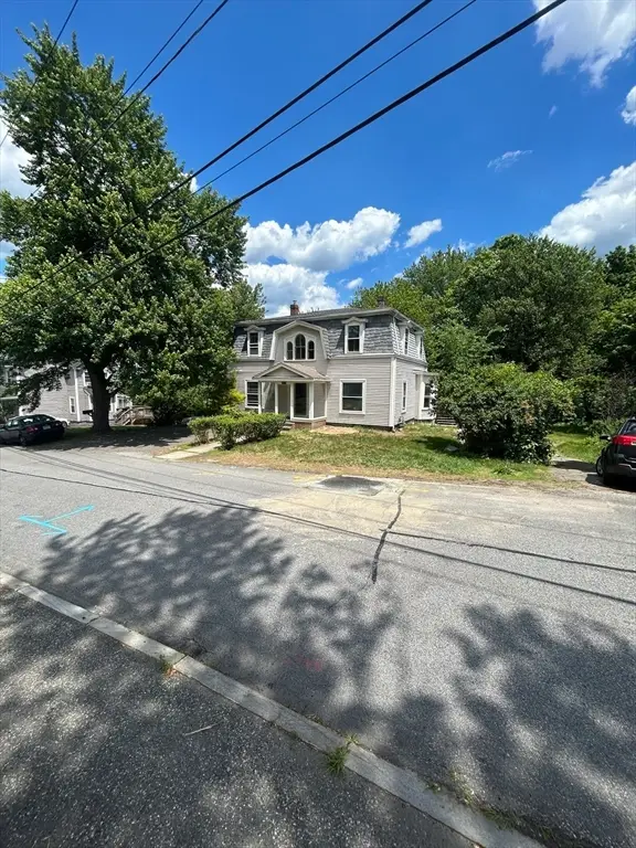 33 Burbank St, Millbury, MA 01527 - #3