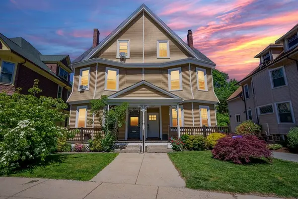287 Walnut Ave, Boston, MA 02119