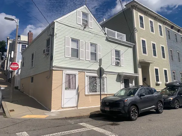 15 Russell St, Boston, MA 02129