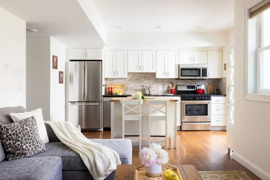 143 Cedar Street #6, Somerville, MA 02144 - #2