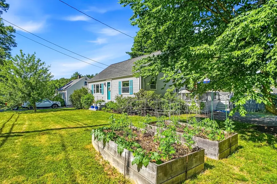 106 Causeway St, Hudson, MA 01749 - #2