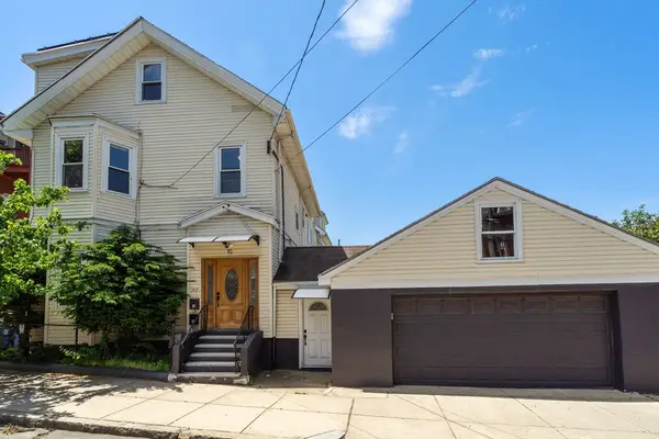 10 Orange St, Chelsea, MA 02150