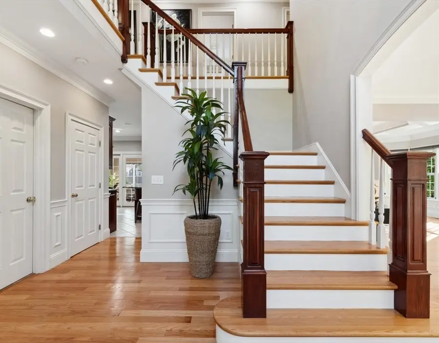 231 Gulf St, Shrewsbury, MA 01545 - #2