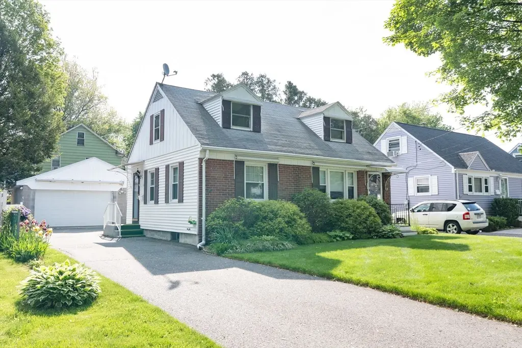 57 Bither St, Springfield, MA 01118 - #1