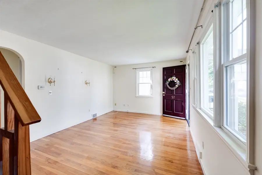 57 Bither St, Springfield, MA 01118 - #3