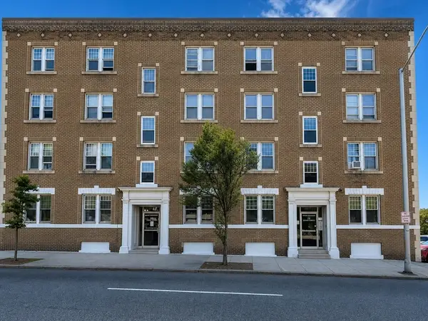 29 Irving Street #8, Worcester, MA 01609