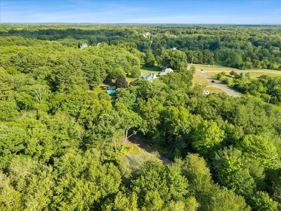 405 Norton Ave, Taunton, MA 02780 - #3